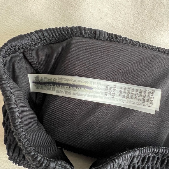 Victorias Secret Ruched Swim Bandeau - Picture 3 of 3